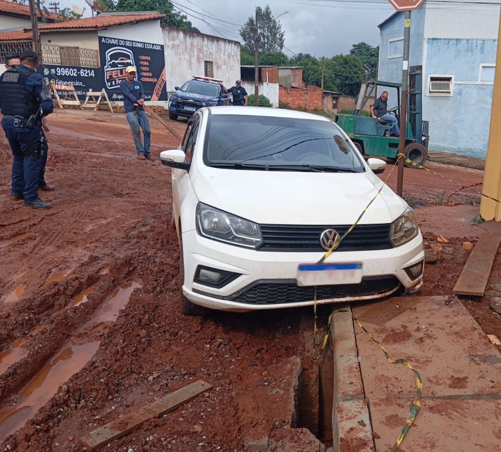 Após perseguição, GCM de Itararé (SP) apreende mais de 10kg de maconha e prende taxista em flagrante