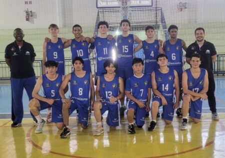 Basquete Masculino Sub-17 de Itararé (SP) vence o primeiro jogo da Final da Liga Sudoeste Paulista Basquete Masculino Sub-17 de Itararé (SP) vence o primeiro jogo da Final da Liga Sudoeste Paulista