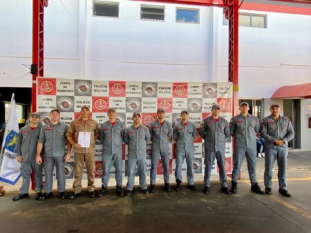 Bombeiros de Itararé (SP) participam de Solenidade de Valorização Militar