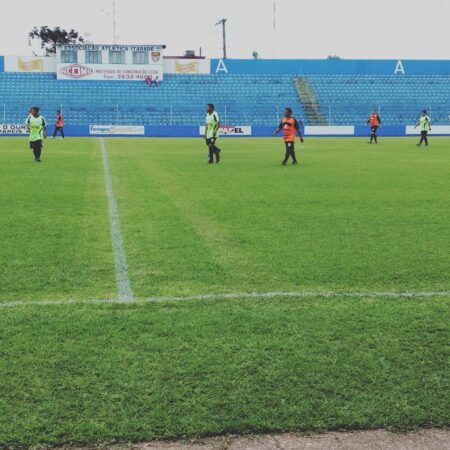 Campeonato Municipal de Futebol tem dois jogos neste domingo (17) em Itararé (SP)