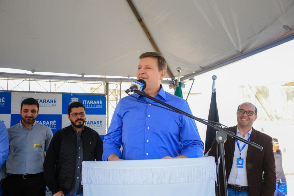 Com investimentos de mais de R$ 1 milhão, prefeito de Itararé (SP), Heliton do Valle, realiza lançamento das obras de asfalto do trecho final da rua São Pedro