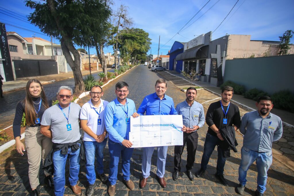 Com investimentos de mais de R$ 1 milhão, prefeito de Itararé (SP), Heliton do Valle, realiza lançamento das obras de asfalto do trecho final da rua São Pedro