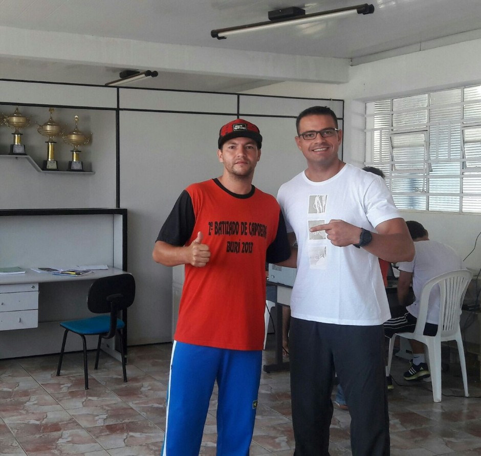 Coordenadoria de Esportes oferecerá aulas de capoeira Aulas serão ministradas de maneira voluntária pelo já funcionário público Célio com total apoio do coordenador municipal de Esportes Jefferson.