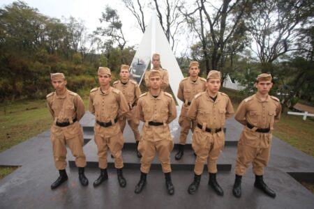 Cultura de Itararé (SP) encerra 4ª Semana da Revolução de 32 com ato cívico no Parque da Barreira