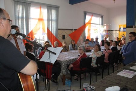 Cultura homenageia escritores do município Cultura homenageia escritores do município