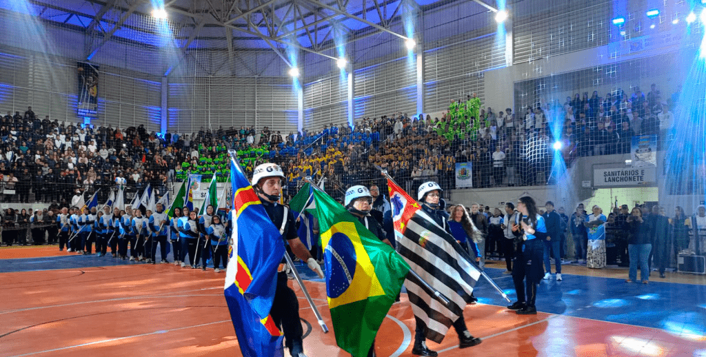 Delegação de Itararé embarca para os Jogos Regionais 2026 e leva o nome do município à competição estadual