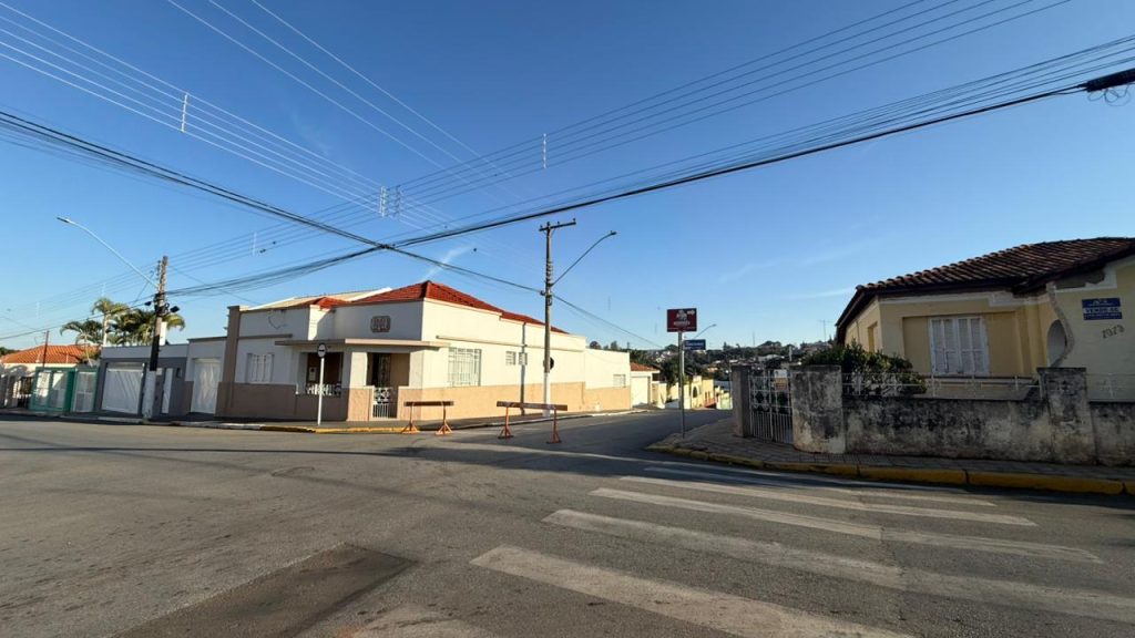 Demutran informa interdição de vias para obras da Sabesp