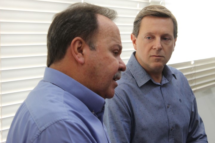Deputado federal Goulart visita prefeito de Itararé, Heliton do Valle Deputado federal Goulart visita prefeito de Itararé, Heliton do Valle