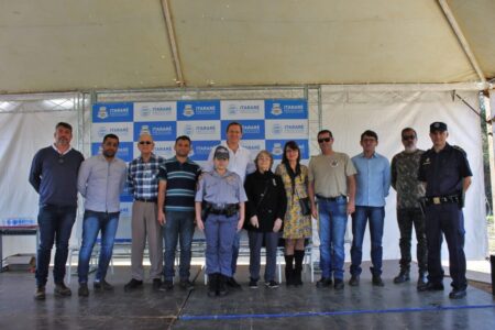 Durante o dia de folga, prefeito de Itararé (SP) visita zona rural do município