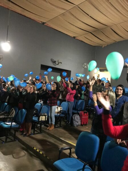 Educação de Itararé promove curso para estagiários da Rede Municipal de Ensino estagiários da prefeitura em formação no Teatro Sylvio Machado