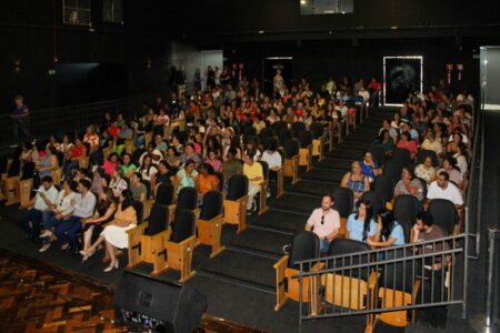 Educação de Itararé (SP) dá boas-vindas à professores e funcionários Educação de Itararé (SP) dá boas-vindas à professores e funcionários