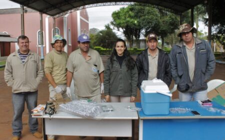Em ação inédita, Prefeitura de Itararé (SP) promove vacinação de cães na zona rural do município Em ação inédita, Prefeitura de Itararé (SP) promove vacinação de cães na zona rural do município