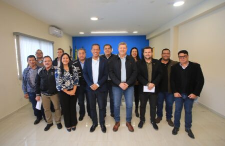 Em Barra do Chapéu (SP), prefeito de Itararé (SP) preside reunião ordinária do Condersul
