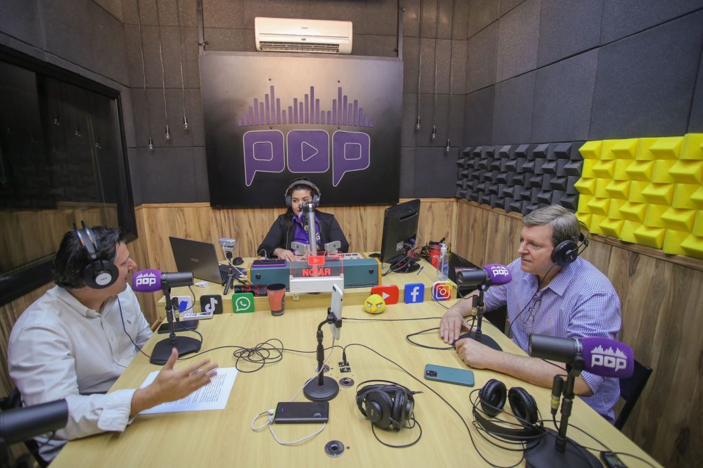 Em entrevista ao vivo à rádio Pop FM, prefeito de Itararé (SP), Heliton do Valle, fala sobre potencial turístico, segurança pública, sustentabilidade e gestão