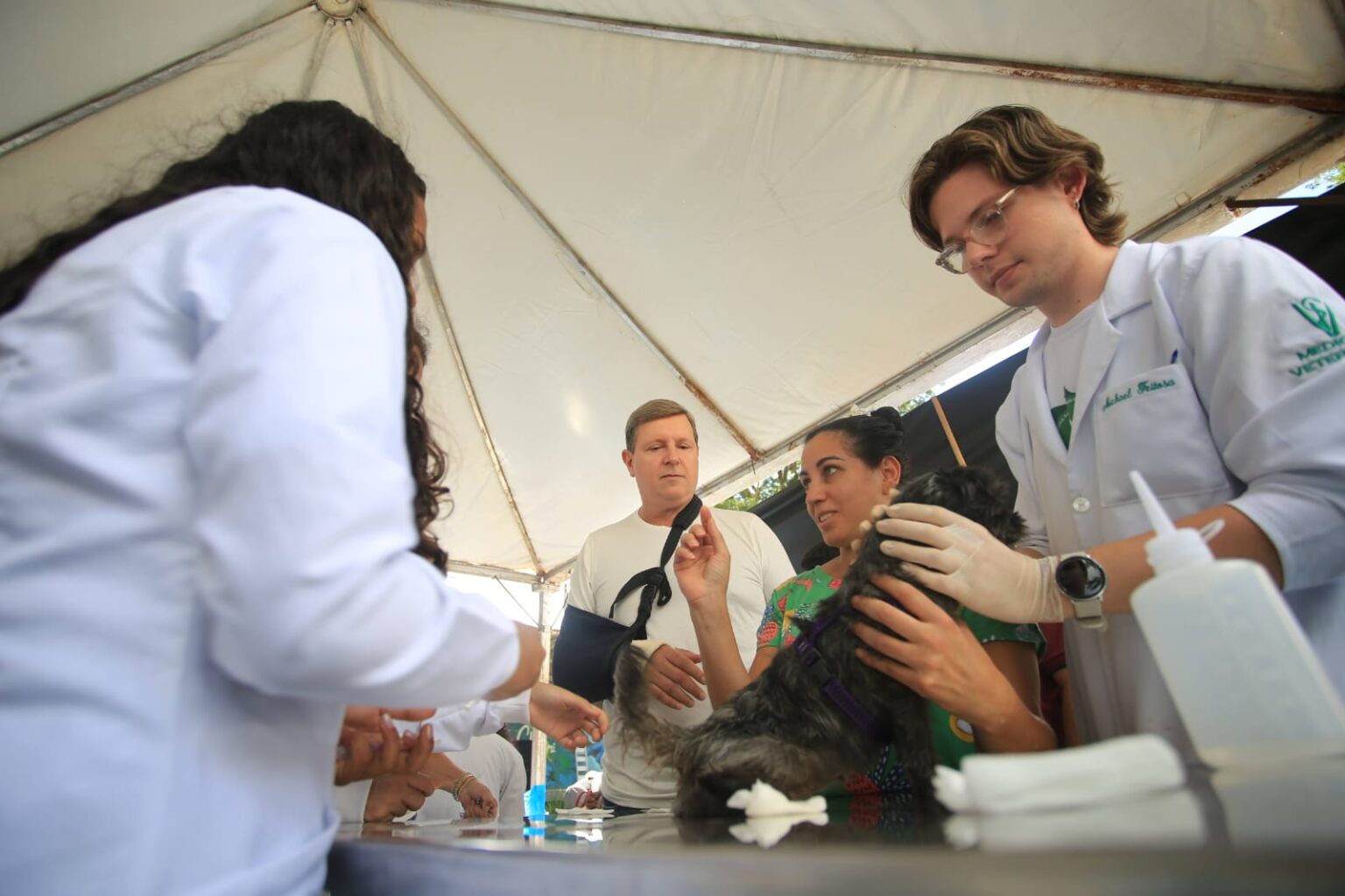 Em parceria com a FAIT, Prefeitura de Itararé (SP) oferece atendimento veterinário gratuito a cães e gatos no sábado (23) Em parceria com a FAIT, Prefeitura de Itararé (SP) oferece atendimento veterinário gratuito a cães e gatos no sábado (23)