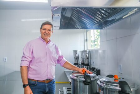 Em parceria com Governo do Estado, prefeito de Itararé (SP) inaugura Projeto Cozinhalimento