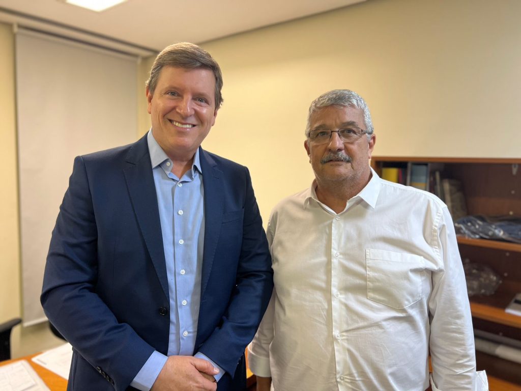 Em São Paulo, prefeito Heliton do Valle articula 300 novas moradias populares para Itararé (SP)