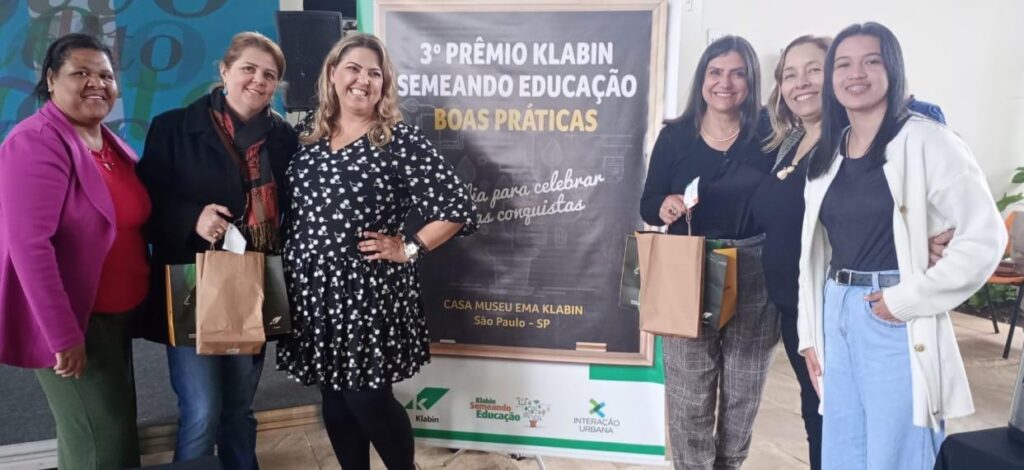 Escolas de Itararé (SP) recebem premiação do 3º Concurso de Boas Práticas Pedagógicas do Programa Klabin Semeando Educação Escolas de Itararé (SP) recebem premiação do 3º Concurso de Boas Práticas Pedagógicas do Programa Klabin Semeando Educação