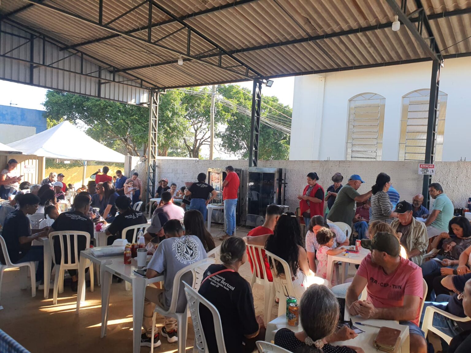Festa de São Gaspar Bertoni atrai expressivo público em Itararé (SP)