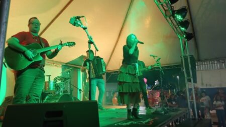 Festa do Divino atrai recorde de público em Itararé (SP)