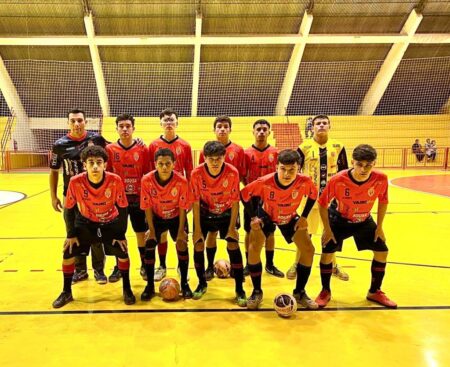 Futsal sub-15 de Itararé (SP) vence equipe de Itapeva (SP) em amistoso Futsal sub-15 de Itararé (SP) vence equipe de Itapeva (SP) em amistoso