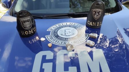 GCM de Itararé (SP) apreende dupla com motocicleta sem licenciamento, CNH vencida e drogas no bairro Paulicéia GCM de Itararé (SP) apreende dupla com motocicleta sem licenciamento, CNH vencida e drogas no bairro Paulicéia