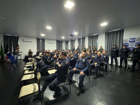 GCM de Itararé (SP) promove palestra sobre inteligência emocional e saúde mental para agentes
