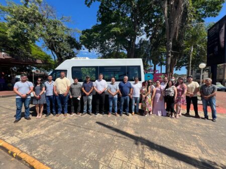 Inédito: Desenvolvimento Social de Itararé (SP) conquista van adaptada para transporte de até três pessoas com deficiência