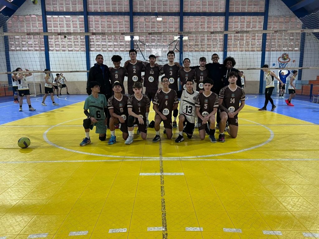 Itararé disputa mais uma rodada da Liga Sorocabana de Voleibol no Ginásio Gedinho