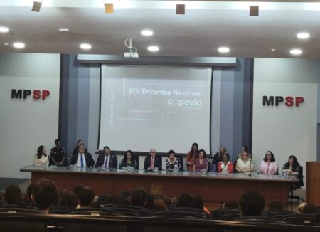 Itararé (SP) participa do XIV Encontro Nacional da Comissão Permanente de Violência Doméstica e Familiar contra a Mulher Itararé (SP) participa do XIV Encontro Nacional da Comissão Permanente de Violência Doméstica e Familiar contra a Mulher