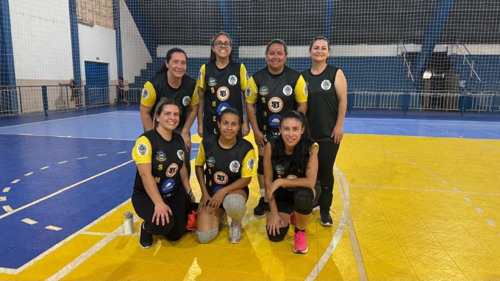 Itararé (SP) realiza 1º Torneio da Amizade de Vôlei Feminino com grande participação e integração entre as equipes