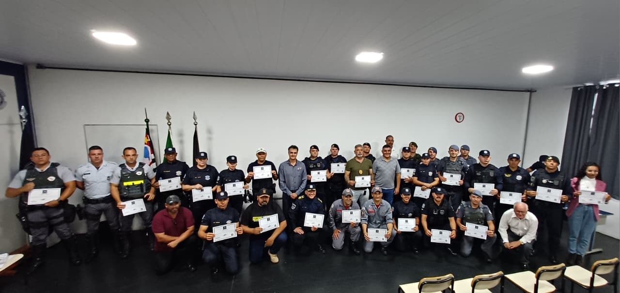 Itararé (SP) realiza 4ª Cerimônia de Honra ao Mérito do CONSEG