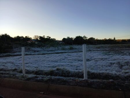 Itararé (SP) registra geada e temperatura de -2,5ºC; Defesa Civil orienta população sobre cuidados