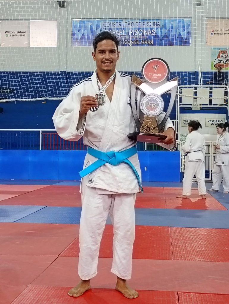 Judocas de Itararé conquistam 12 medalhas e garantem destaque em torneio regional em Tatuí