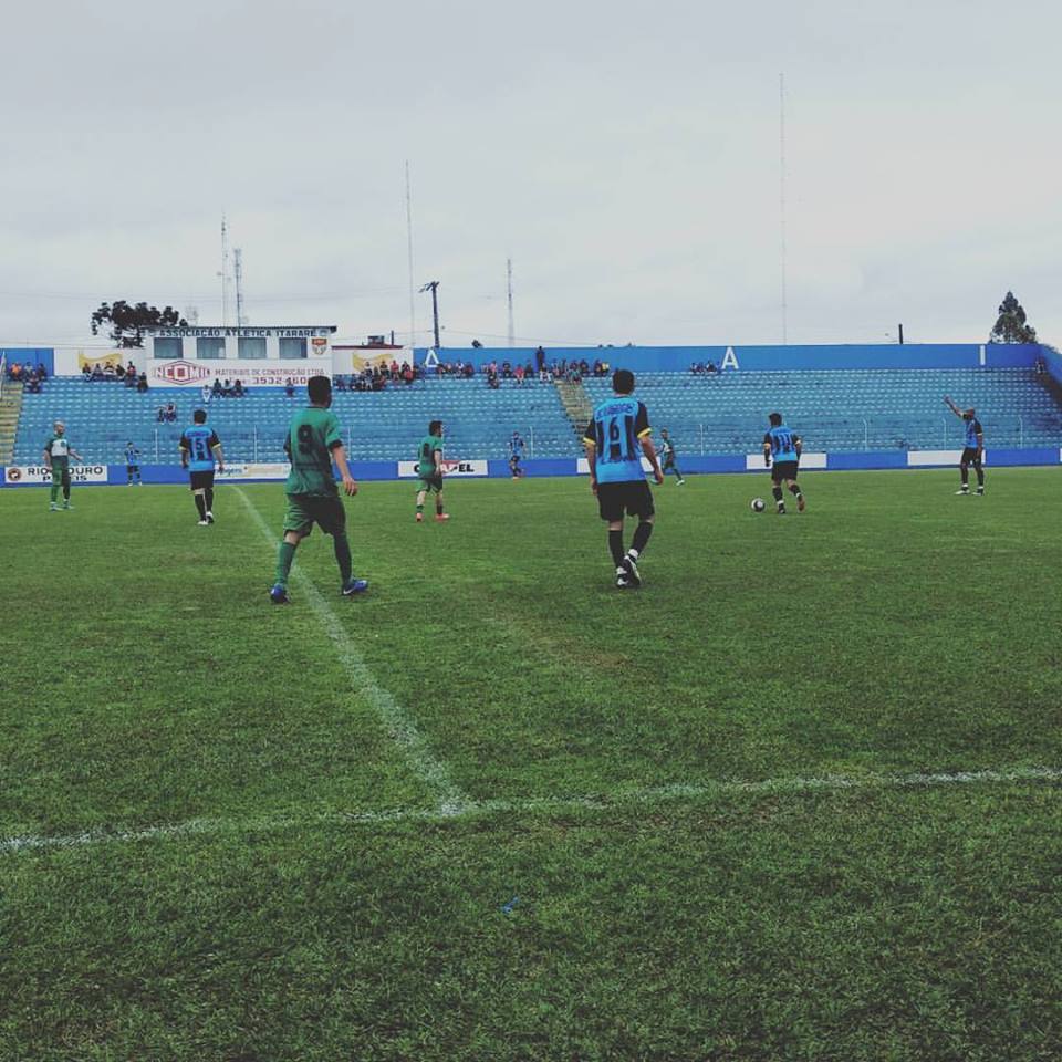 Novo Horizonte B vence Rodeio B pela quarta rodada do Campeonato Municipal de Futebol em Itararé (SP)