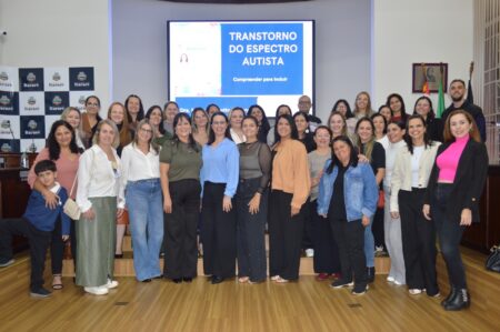 Palestra sobre TEA encerra programação de conscientização promovida pelo CAEEI em Itararé