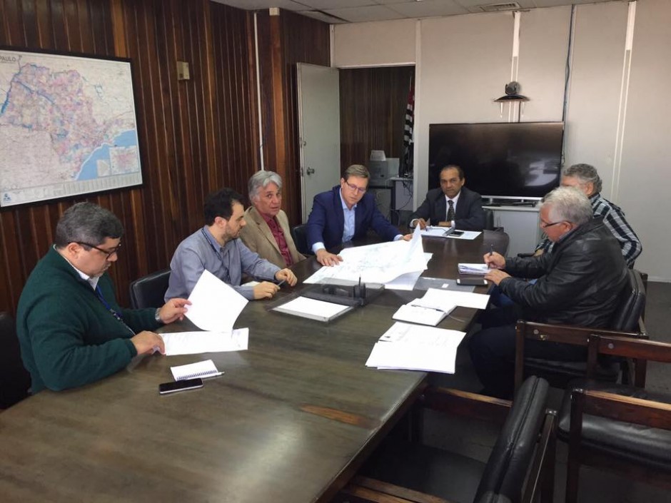 Prefeito de Itararé (SP) busca alternativas para criar programa de moradia popular Objetivo é beneficiar a popular que tanto sonha com a casa própria