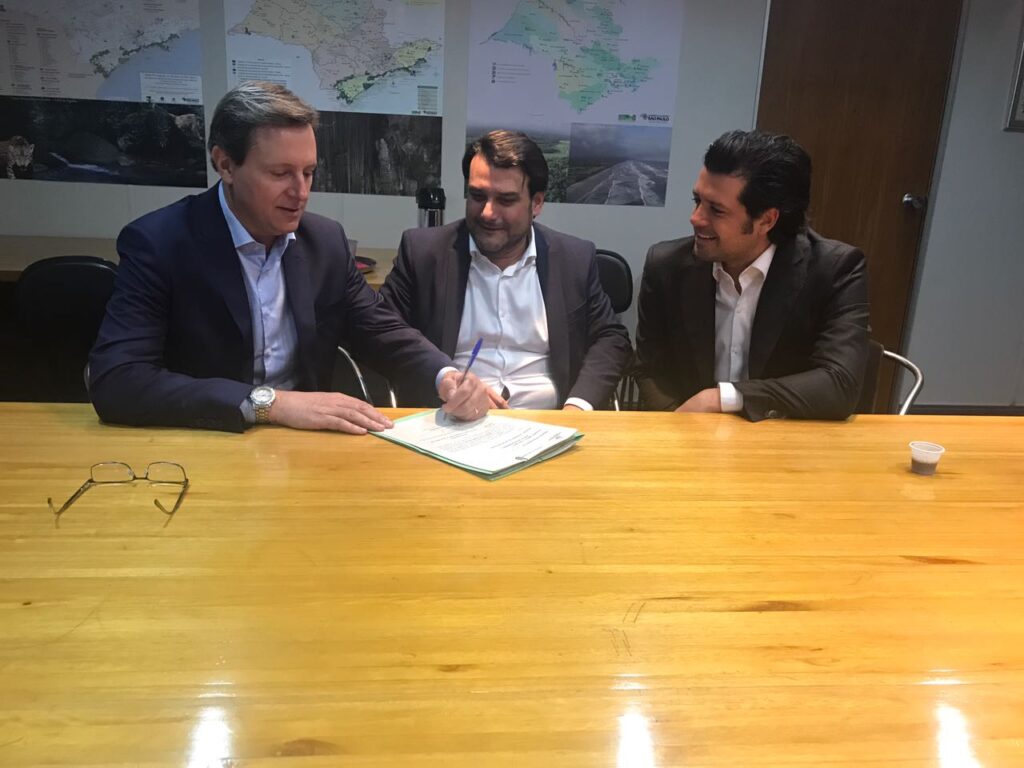 Prefeito de Itararé (SP) conquista mais um maquinário ao município