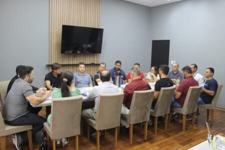 Prefeito de Itararé (SP) e vereadores alinham estratégias para fortalecer a gestão da Santa Casa Prefeito de Itararé (SP) e vereadores alinham estratégias para fortalecer a gestão da Santa Casa