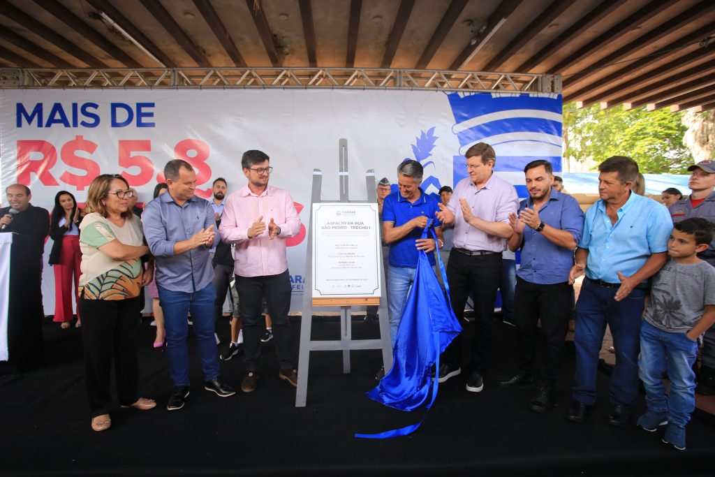 Prefeito de Itararé (SP) entrega mais de R$ 6 milhões em equipamentos e obras à população nesta quinta-feira (22)