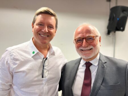 Prefeito de Itararé (SP), Heliton do Valle, conquista novo veículo para o Procon