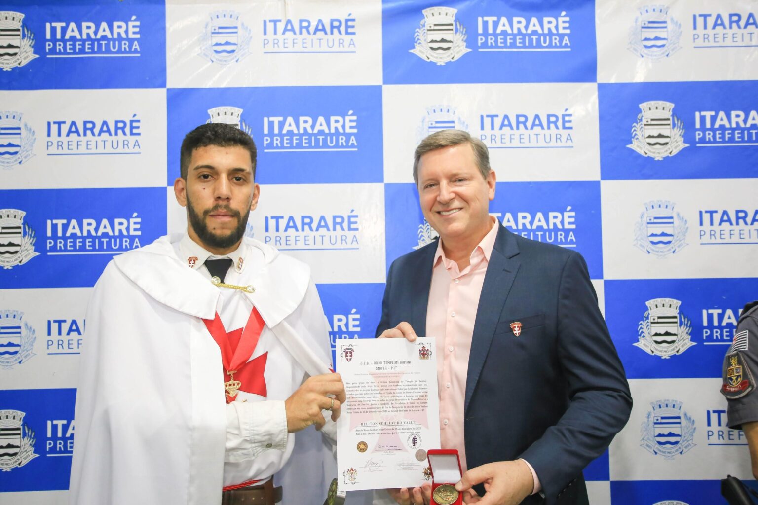Prefeito de Itararé (SP), Heliton do Valle, é homenageado pela Ordem Templária do Brasil