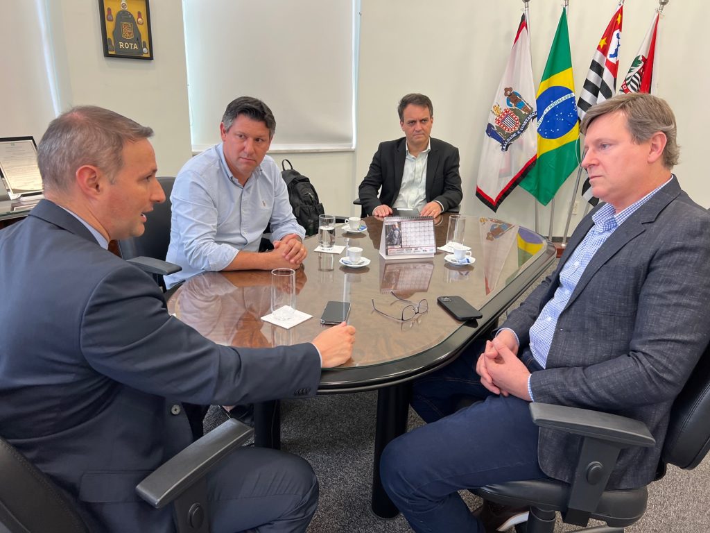 Prefeito de Itararé (SP), Heliton do Valle, participa de audiência com o secretário estadual de Segurança Pública, capitão Derrite