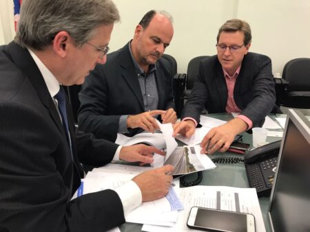 Prefeito de Itararé (SP) reivindica mais policiamento ao município Entre as solicitação está policiamento na divisa do município com o Paraná
