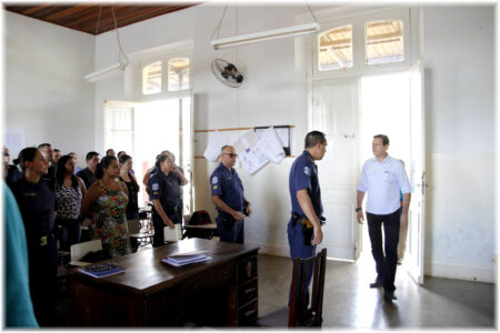 heliton visita guarda