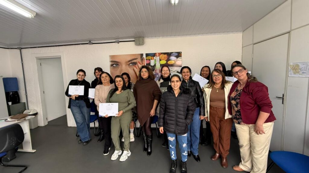 Prefeitura de Itararé conclui cursos gratuitos de qualificação profissional voltados às mulheres Prefeitura de Itararé conclui cursos gratuitos de qualificação profissional voltados às mulheres