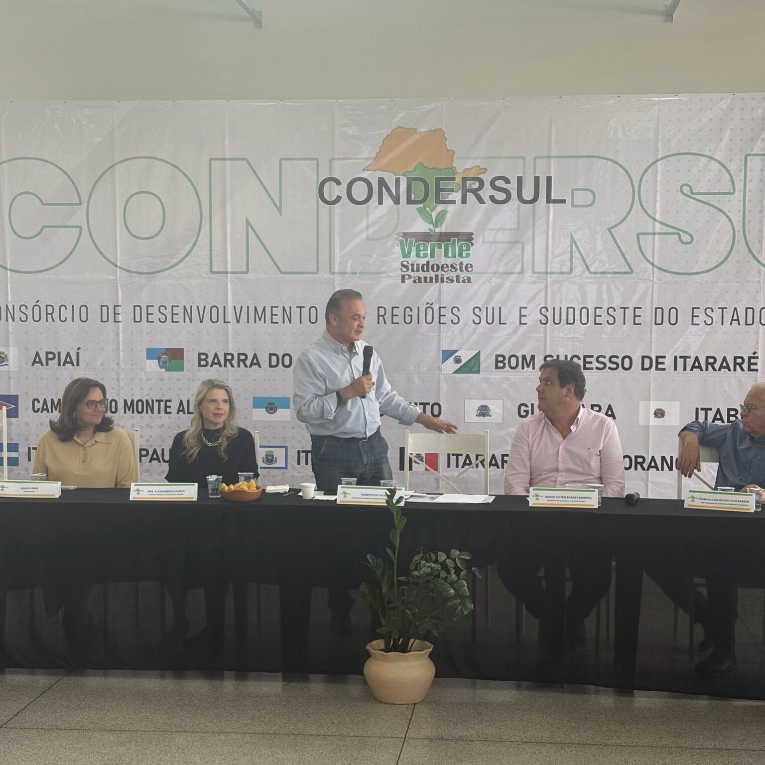 Prefeitura de Itararé participa de reunião do CONDERSUL e reforça ações para o fortalecimento do turismo regional