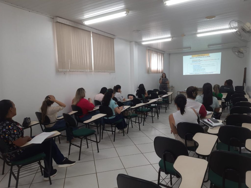 Prefeitura de Itararé promove capacitação sobre Manejo Clínico da Dengue para enfermeiras da Atenção Básica