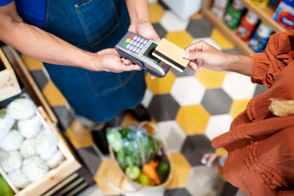 Prefeitura de Itararé (SP) anuncia ativação do vale-alimentação para servidores municipais e orienta comércio local sobre credenciamento dos cartões Prefeitura de Itararé (SP) anuncia ativação do vale-alimentação para servidores municipais e orienta comércio local sobre credenciamento dos cartões