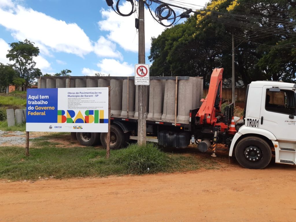 Prefeitura de Itararé (SP) dá continuidade às obras de pavimentação no Jardim São Paulo